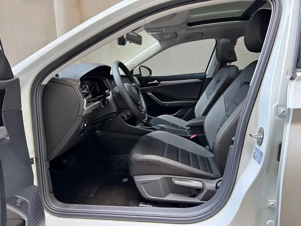 Volkswagen Sagitar 2022 из CN, фото 3