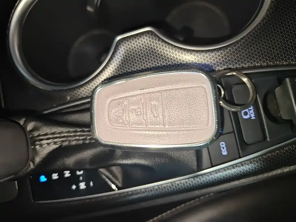 Toyota Camry 2022 из CN, фото 6