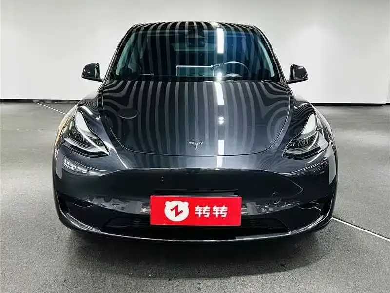 Tesla Model Y 2024 из CN, фото 5
