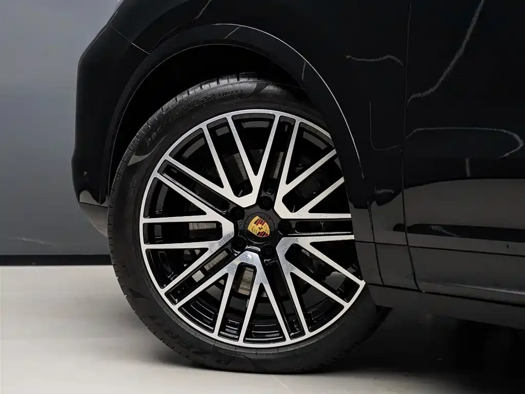 Porsche Cayenne 2025 из CN, фото 8