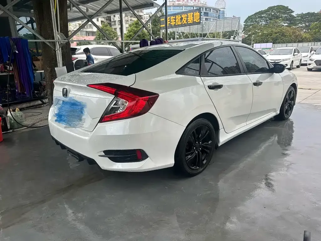 Honda Civic 2021 из CN, фото 3