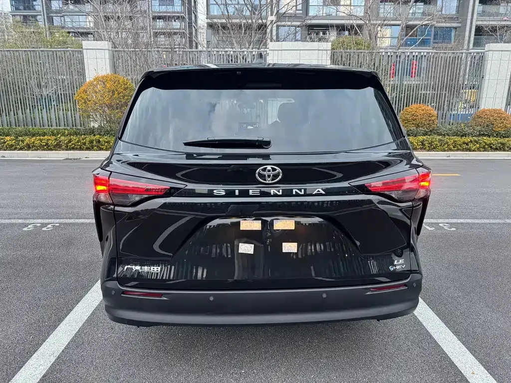 Toyota Sienna 2026 из CN, фото 5