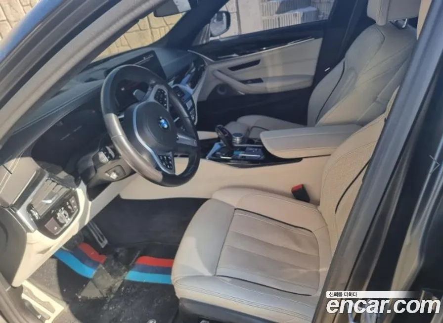 BMW 5-Series 2021 из KR, фото 2
