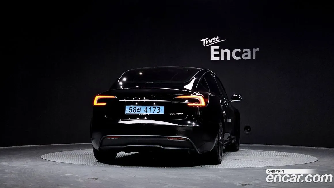 Tesla Model 3 2024 из KR, фото 4