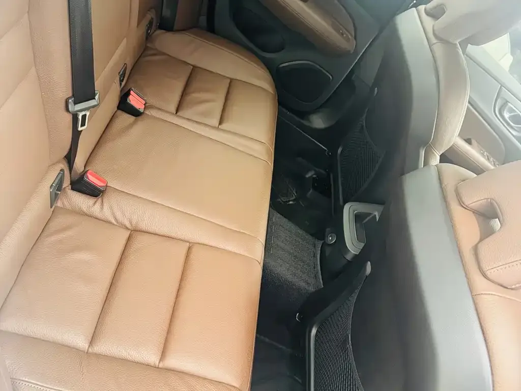 Volvo S60 2024 из CN, фото 6