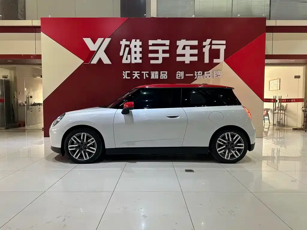 MINI Cooper EV 2024 из CN, фото 4