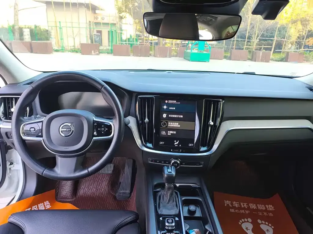 Volvo S60 2021 из CN, фото 3