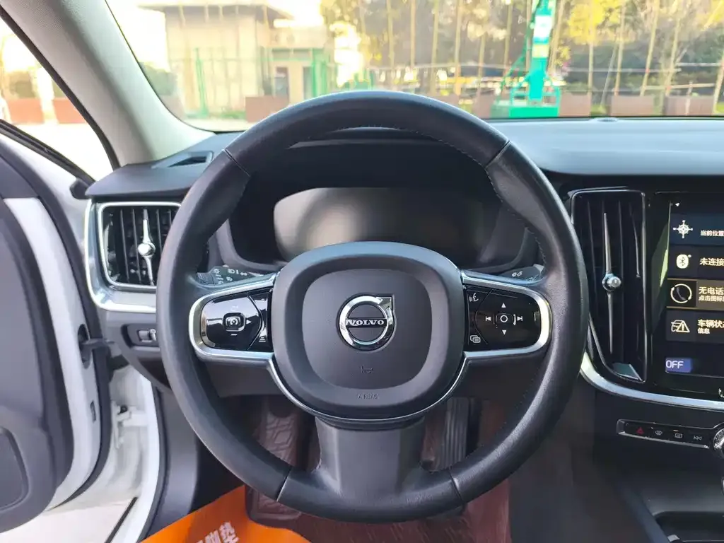 Volvo S60 2021 из CN, фото 7