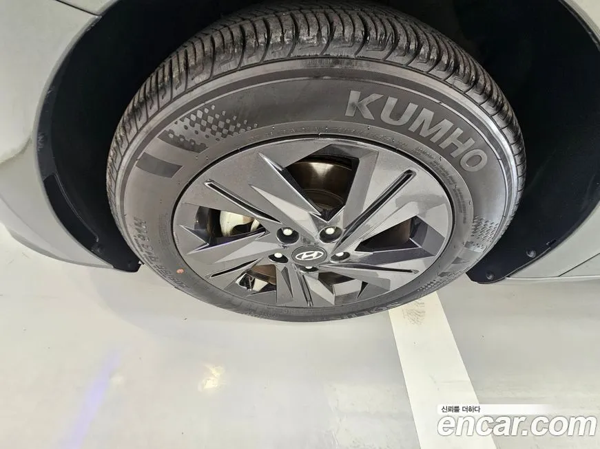 Hyundai AVANTE — фото 3