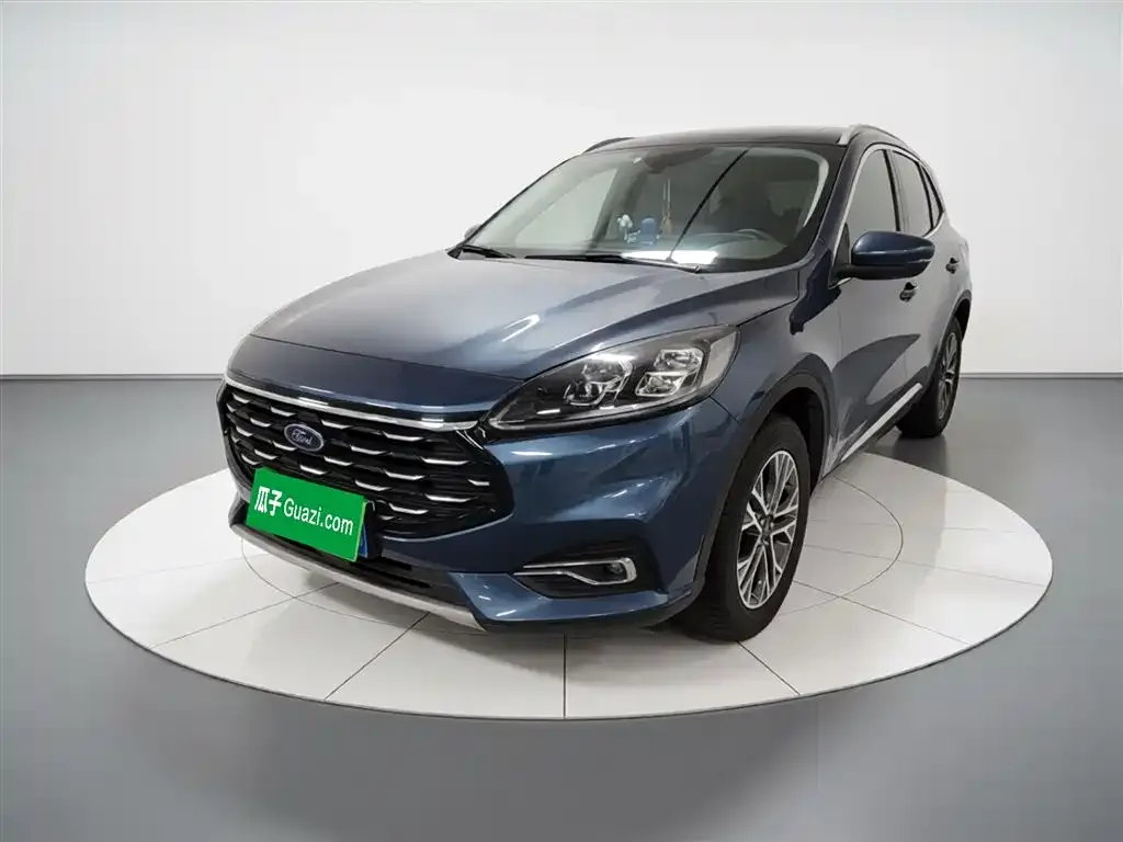 Ford Escape 2022 из CN, фото 1