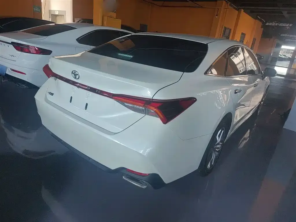 Toyota Avalon 2021 из CN, фото 6