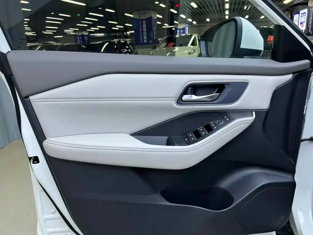 Nissan X-Trail 2022 из CN, фото 9