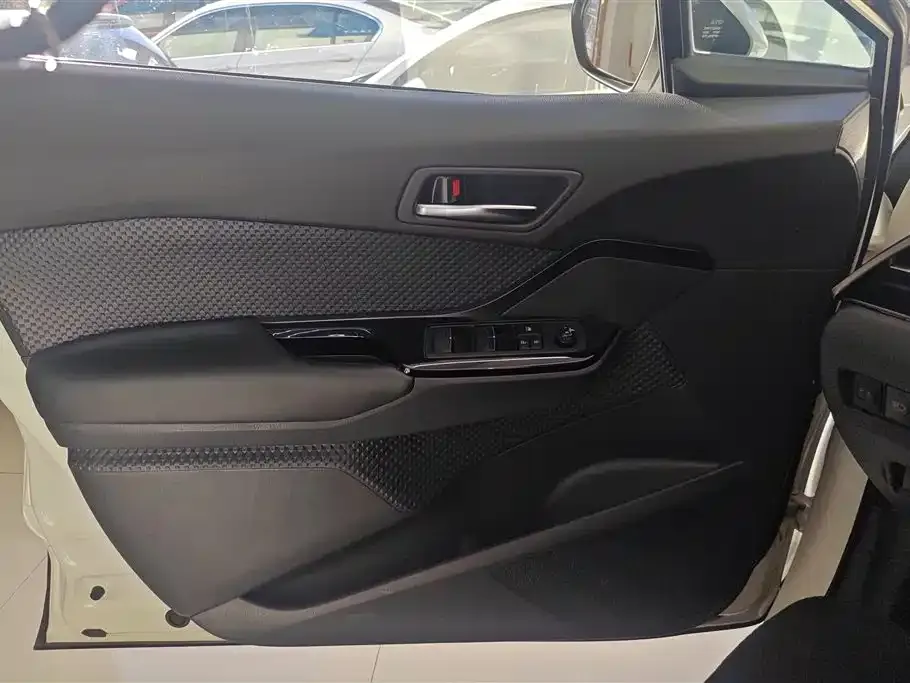 Toyota IZOA 2021 из CN, фото 3