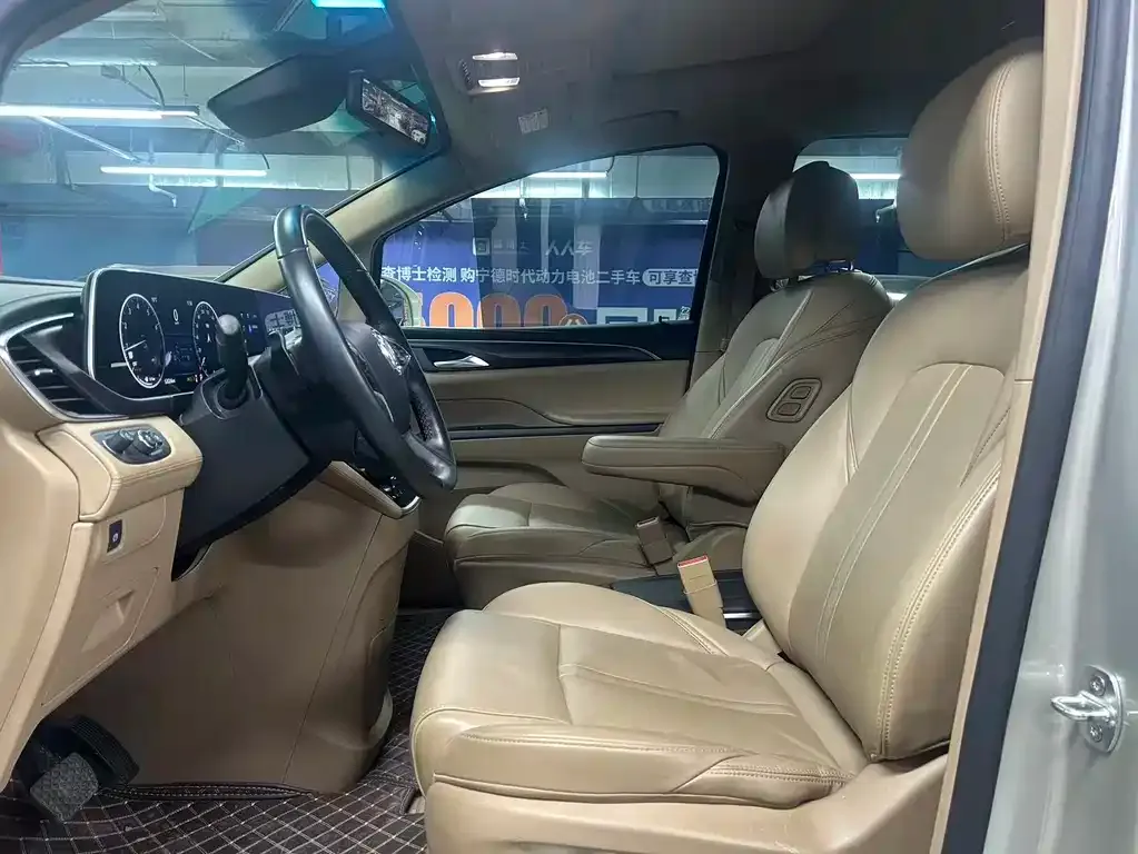 Buick GL8 2021 из CN, фото 6
