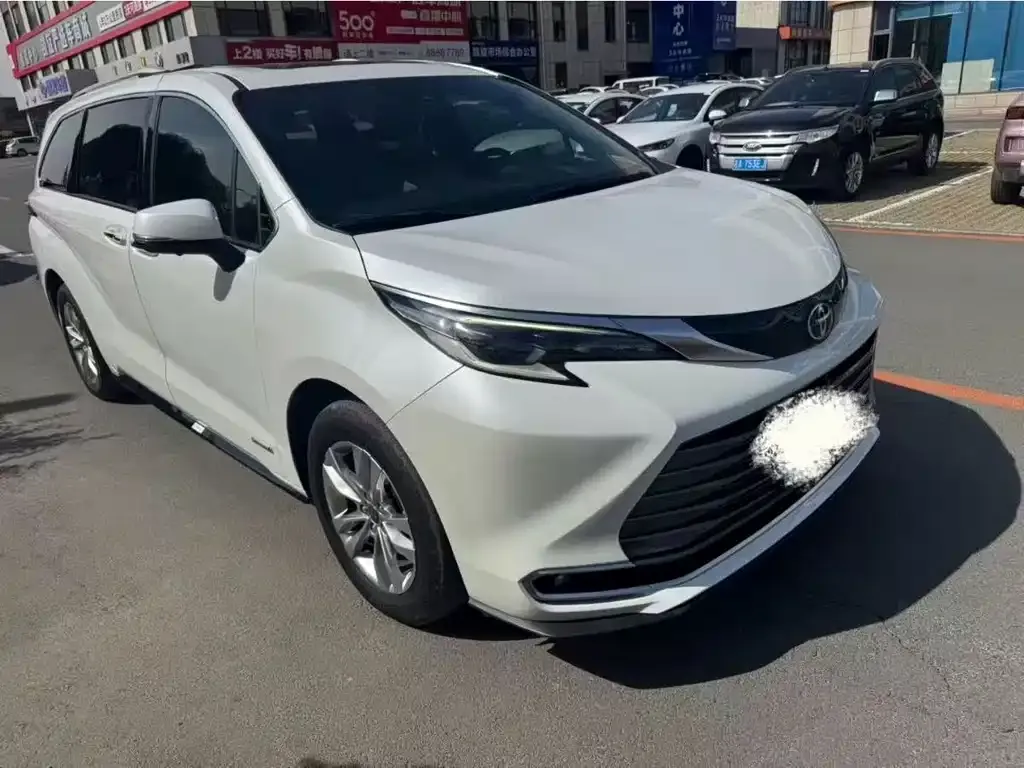 Toyota Sienna 2022 из CN, фото 6