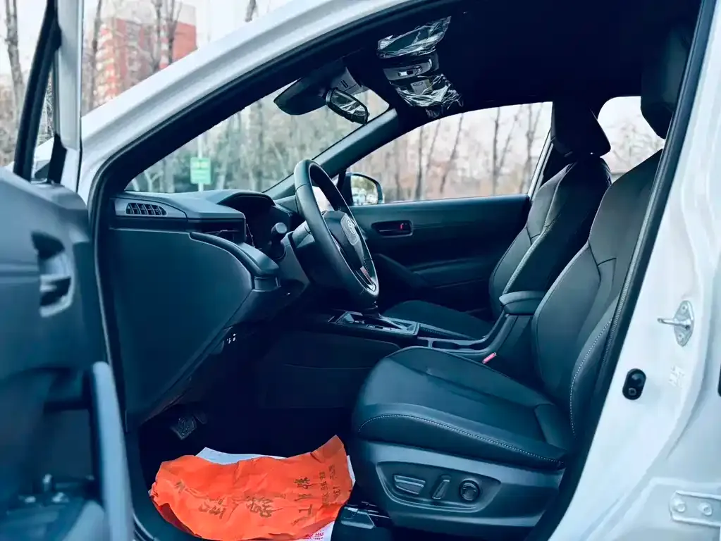 Toyota Frontlander 2025 из CN, фото 8