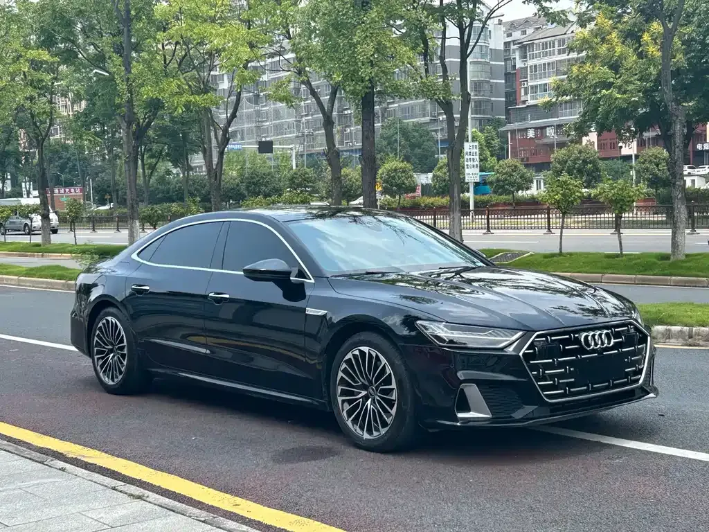 Audi A7L 2023 из CN, фото 8