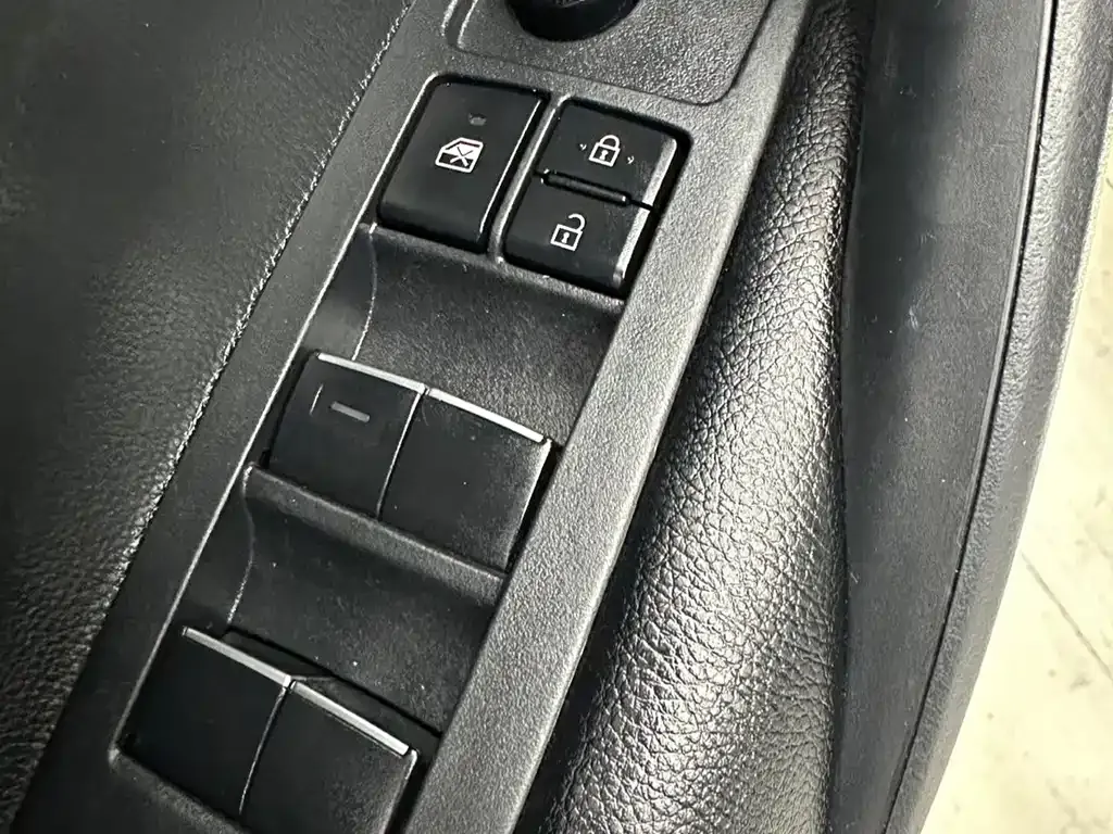 Toyota Corolla 2022 из CN, фото 5