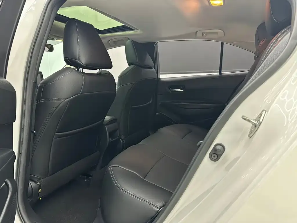 Toyota Corolla 2022 из CN, фото 7