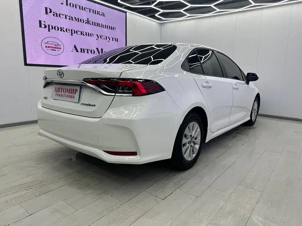 Toyota Corolla 2022 из CN, фото 3