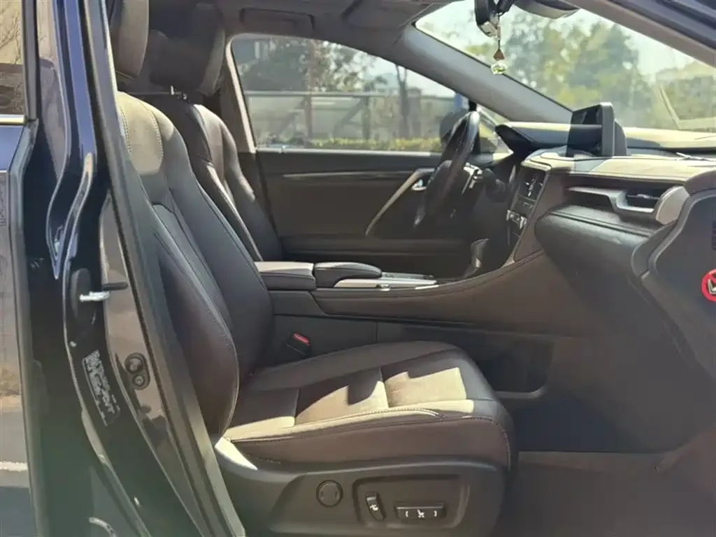 Lexus RX 2022 из CN, фото 2