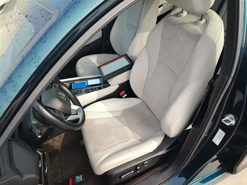 Honda Inspire PHEV 2023 из CN, фото 8