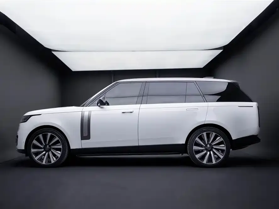 Land Rover Range Rover 2024 из CN, фото 8