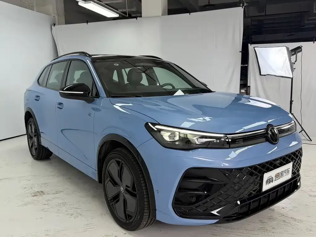 Volkswagen Tiguan L 2024 из CN, фото 5