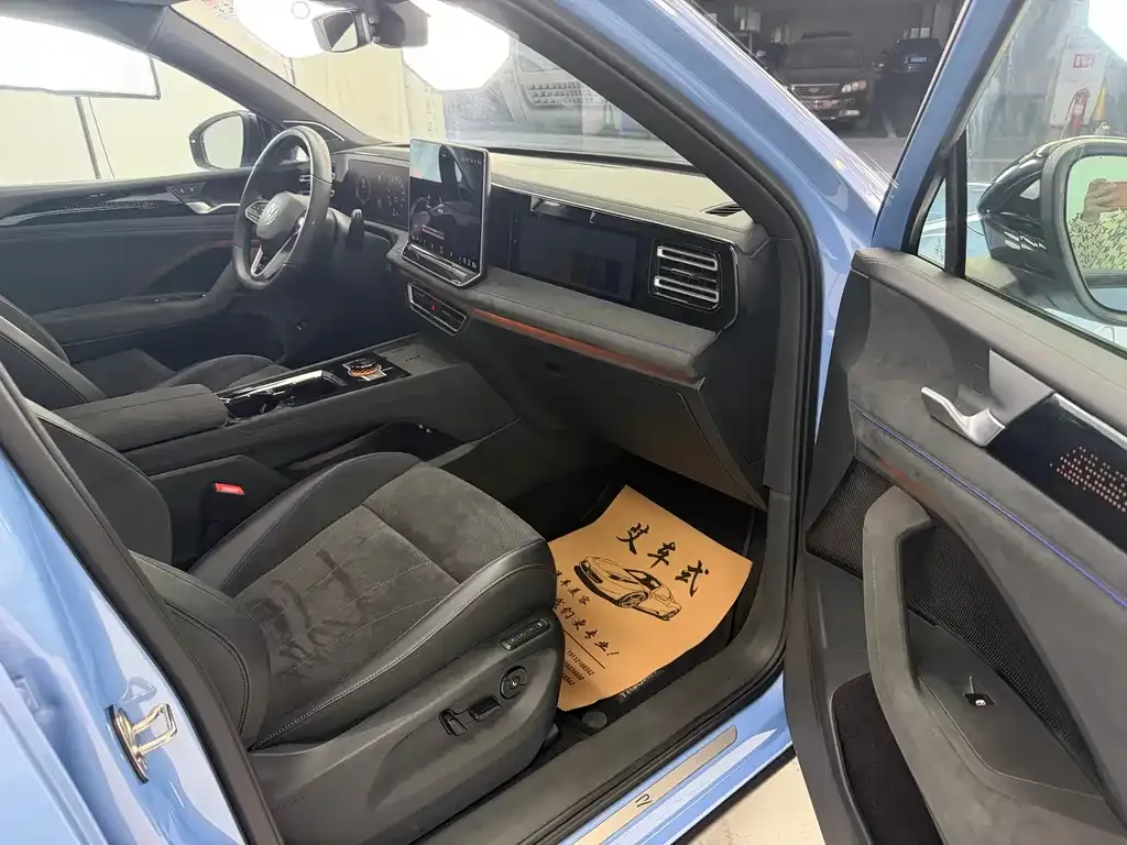 Volkswagen Tiguan L 2024 из CN, фото 2