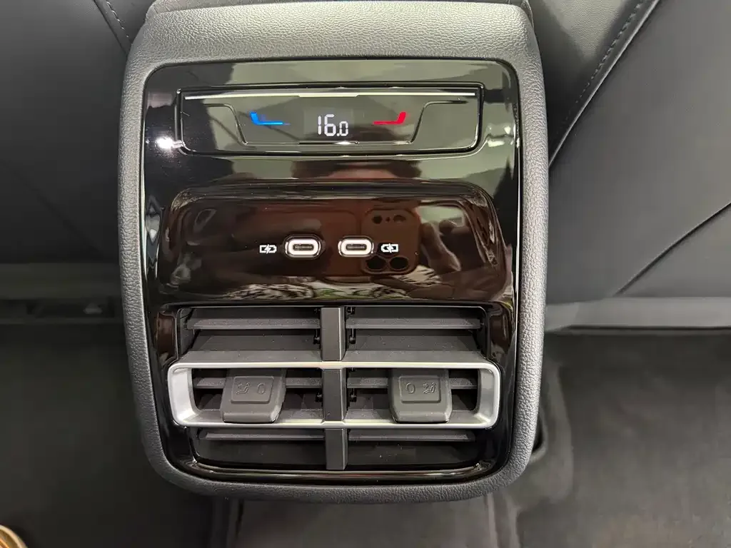 Volkswagen Tiguan L 2024 из CN, фото 7