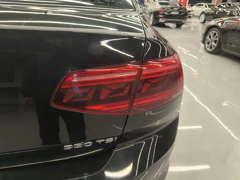 Volkswagen Magotan 2022 из CN, фото 3