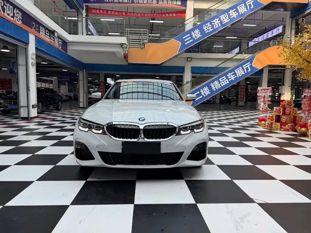 BMW 3 Series 2022 из CN, фото 10