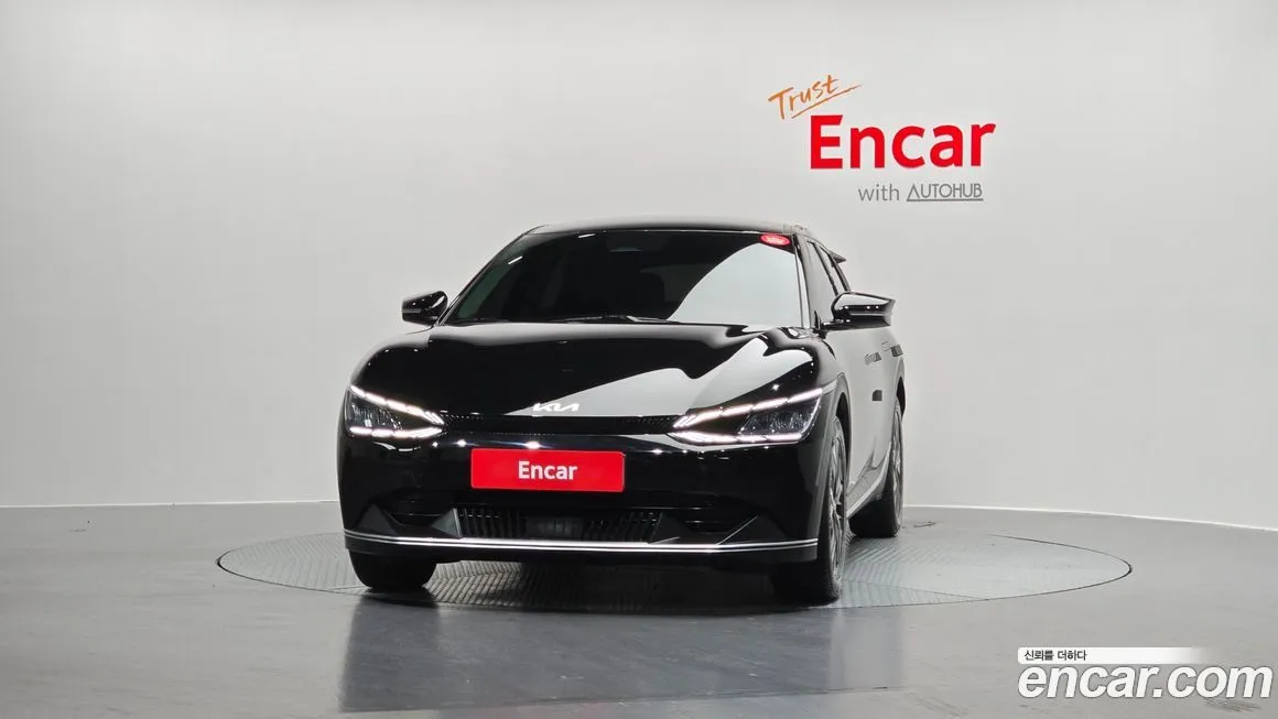Kia EV6 2023 из KR, фото 2