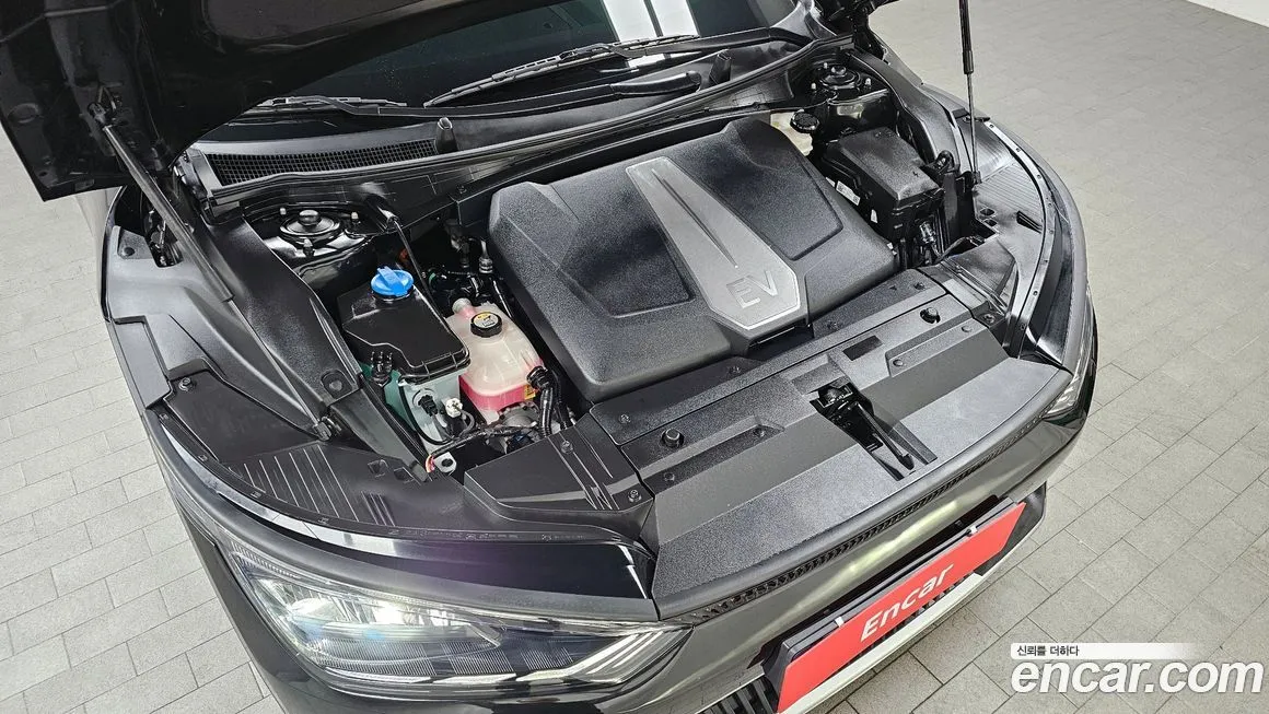 Kia EV6 2023 из KR, фото 10