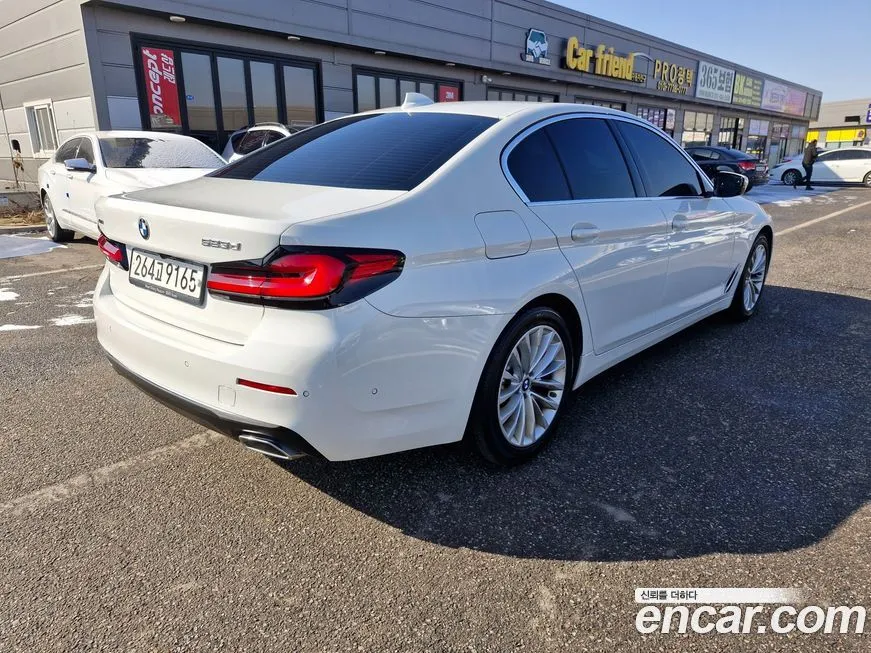 BMW 5-Series 2022 из KR, фото 8