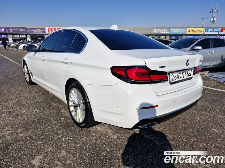 BMW 5-Series 2022 из KR, фото 9