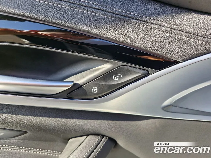 BMW 5-Series 2022 из KR, фото 10