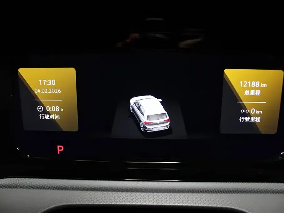 Volkswagen Golf 2024 из CN, фото 8
