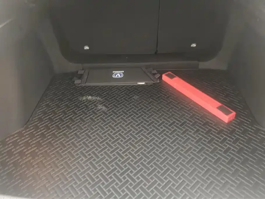 Changan UNI-V 2023 из CN, фото 9