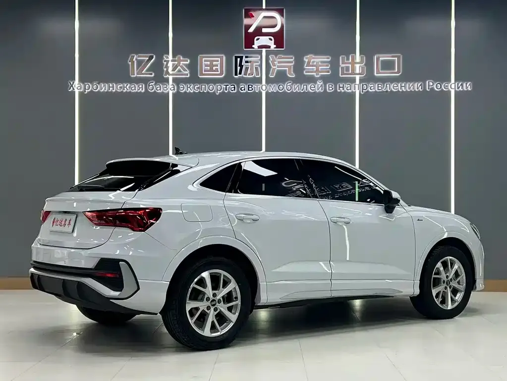 Audi Q3 Sportback 2022 из CN, фото 8