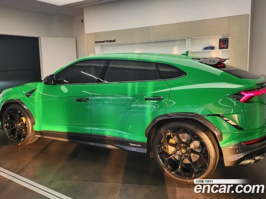 Lamborghini Urus 2025 из KR, фото 4