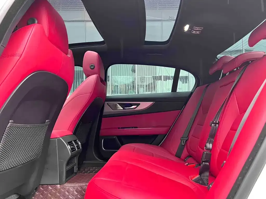 Jaguar XEL 2024 из CN, фото 4