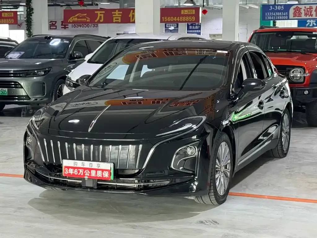 Hongqi E-QM5 2025 из CN, фото 1