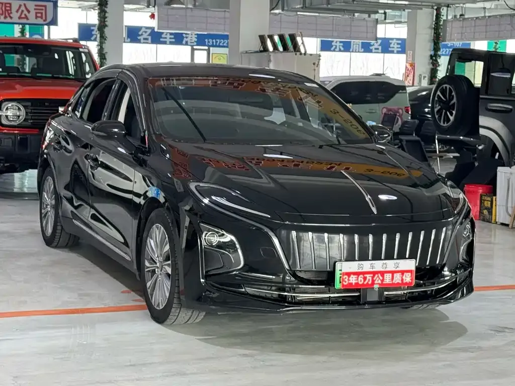 Hongqi E-QM5 2025 из CN, фото 9