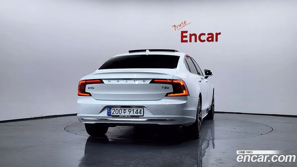 Volvo S90 2025 из KR, фото 4