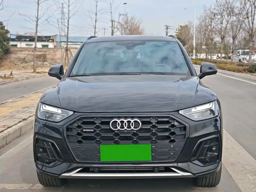 Audi Q5L 2024 из CN, фото 2