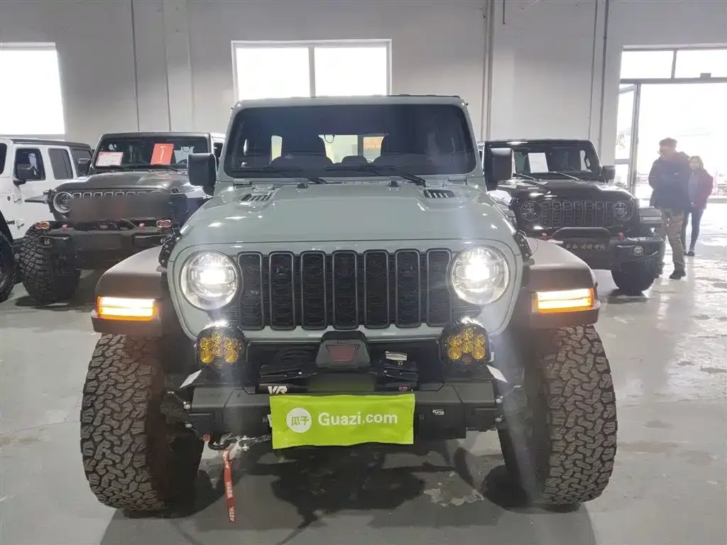 Jeep Wrangler 2024 из CN, фото 4