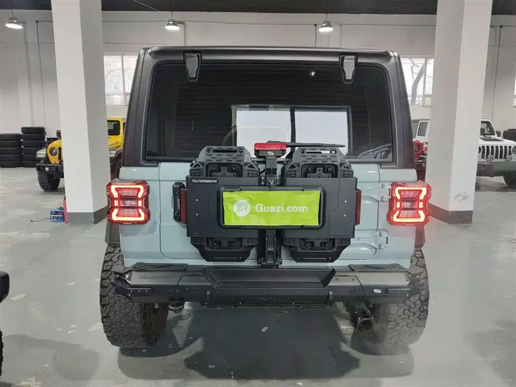 Jeep Wrangler 2024 из CN, фото 6