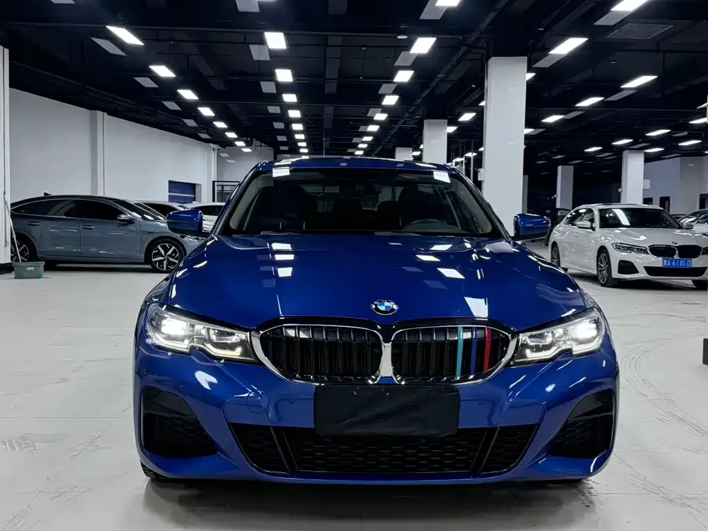 BMW 3 Series 2022 из CN, фото 8