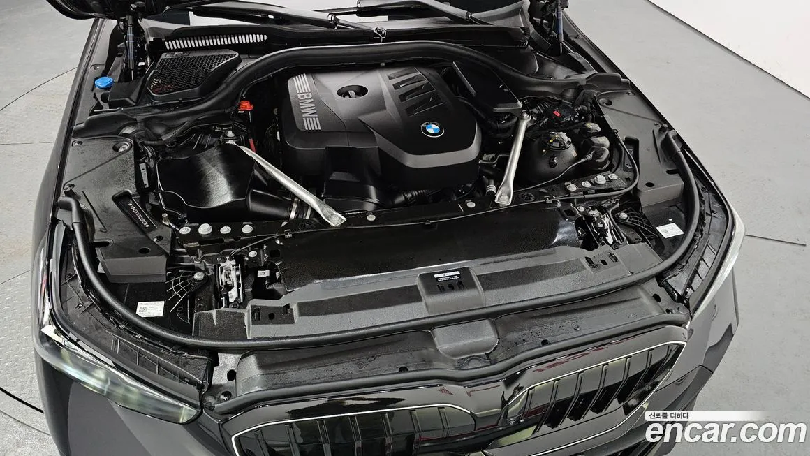 BMW 5-Series 2025 из KR, фото 7